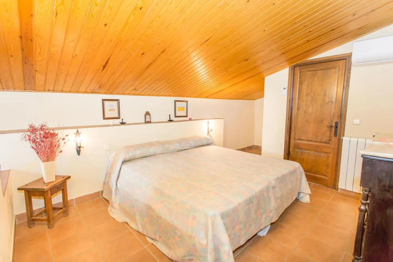 Country house Turismo Rural Can Massot Guest House Darnius Spain