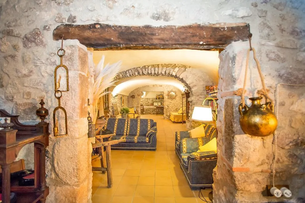 Turismo Rural Can Massot Guest House Darnius
